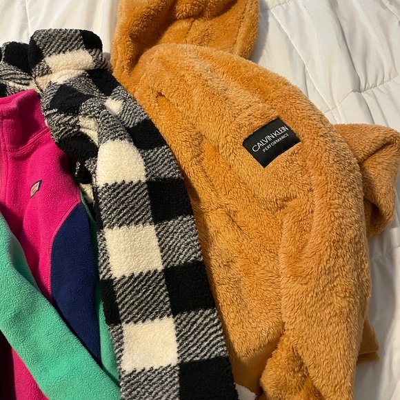 Fall Fleece and scarf Bundle! - Picture 2 of 5